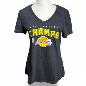 Fanatics Los Angeles Lakers Women’s V-Neck Tee Size M Black